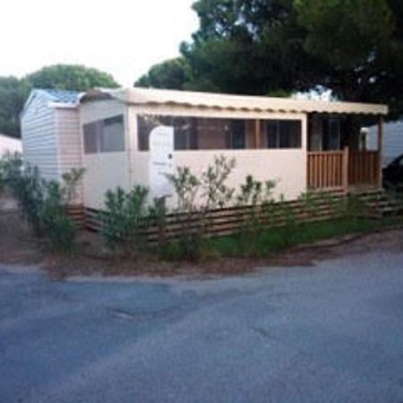 Mhvacances Louent Plusieurs Mobilhomes Dans Camping 4 Etoiles A 200M De La Plage Et Cure Thermale Canet-en-Roussillon Luaran gambar