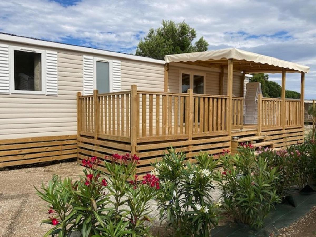 Mhvacances Louent Plusieurs Mobilhomes Dans Camping 4 Etoiles A 200M De La Plage Et Cure Thermale Canet-en-Roussillon Luaran gambar