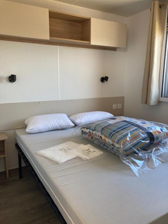 Mhvacances Louent Plusieurs Mobilhomes Dans Camping 4 Etoiles A 200M De La Plage Et Cure Thermale Canet-en-Roussillon Luaran gambar