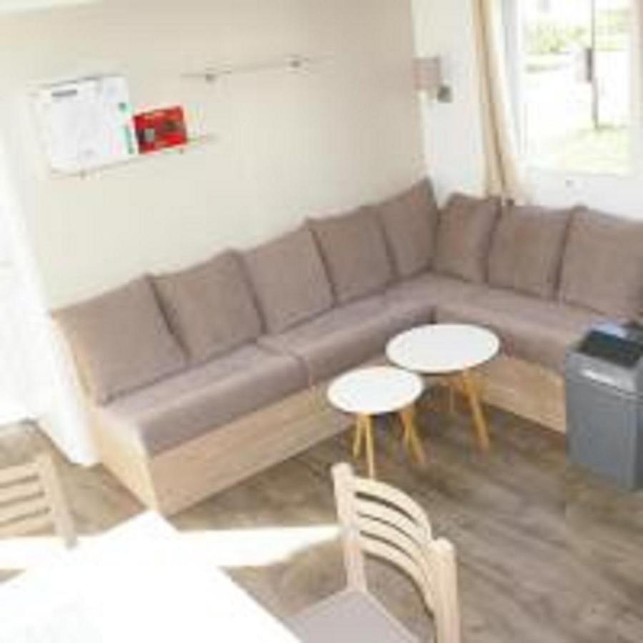 Mhvacances Louent Plusieurs Mobilhomes Dans Camping 4 Etoiles A 200M De La Plage Et Cure Thermale Canet-en-Roussillon Luaran gambar