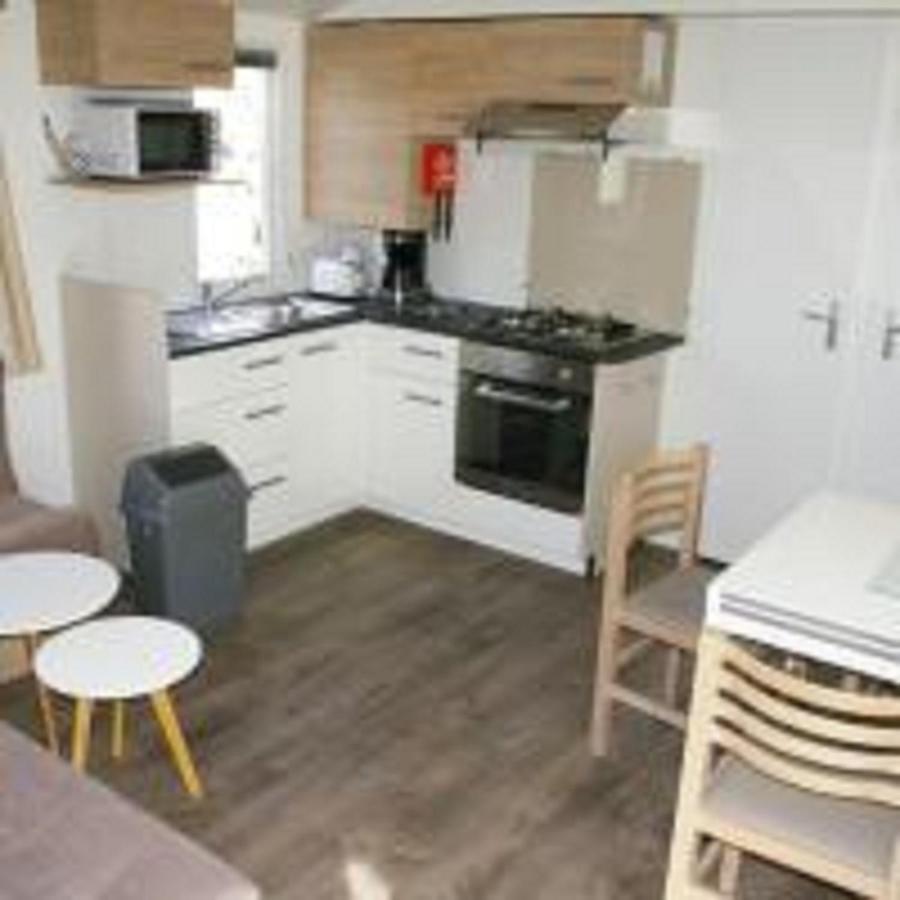 Mhvacances Louent Plusieurs Mobilhomes Dans Camping 4 Etoiles A 200M De La Plage Et Cure Thermale Canet-en-Roussillon Luaran gambar