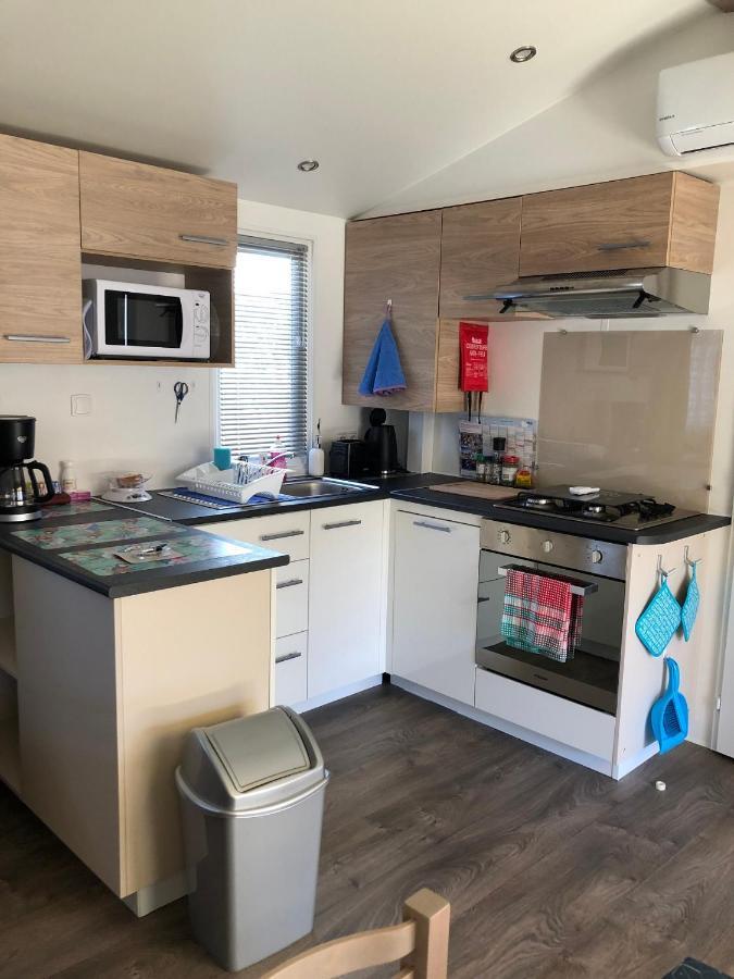Mhvacances Louent Plusieurs Mobilhomes Dans Camping 4 Etoiles A 200M De La Plage Et Cure Thermale Canet-en-Roussillon Luaran gambar