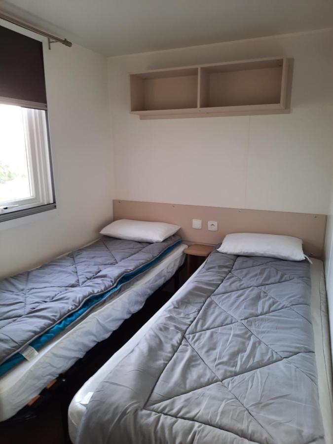 Mhvacances Louent Plusieurs Mobilhomes Dans Camping 4 Etoiles A 200M De La Plage Et Cure Thermale Canet-en-Roussillon Luaran gambar