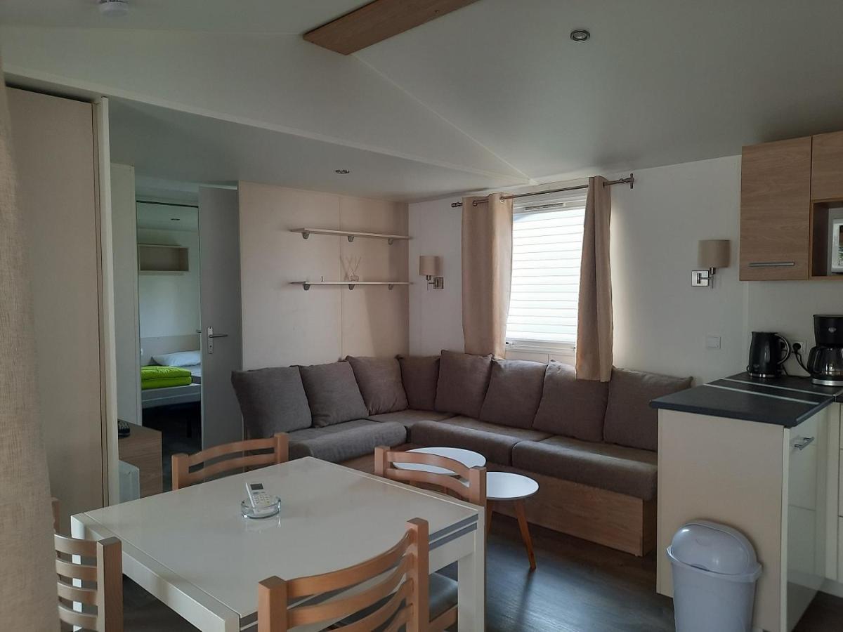 Mhvacances Louent Plusieurs Mobilhomes Dans Camping 4 Etoiles A 200M De La Plage Et Cure Thermale Canet-en-Roussillon Luaran gambar