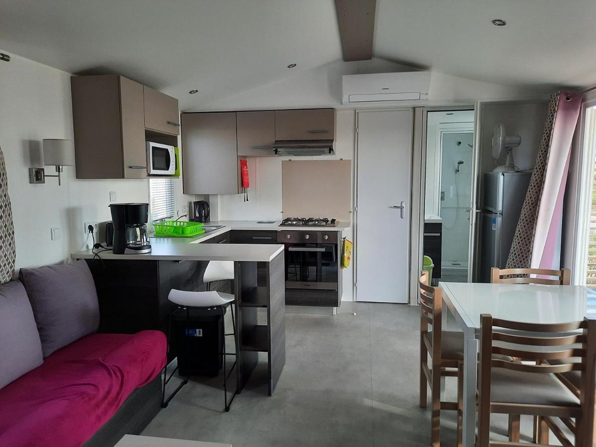 Mhvacances Louent Plusieurs Mobilhomes Dans Camping 4 Etoiles A 200M De La Plage Et Cure Thermale Canet-en-Roussillon Luaran gambar